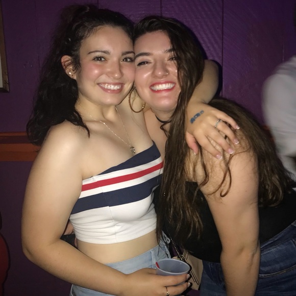 Garage crop top - Picture 4 of 4